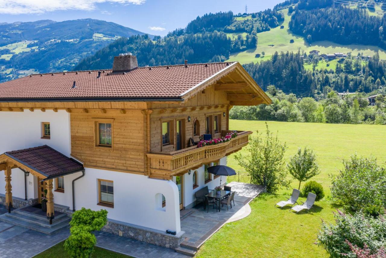 Elisabeth Apartment
